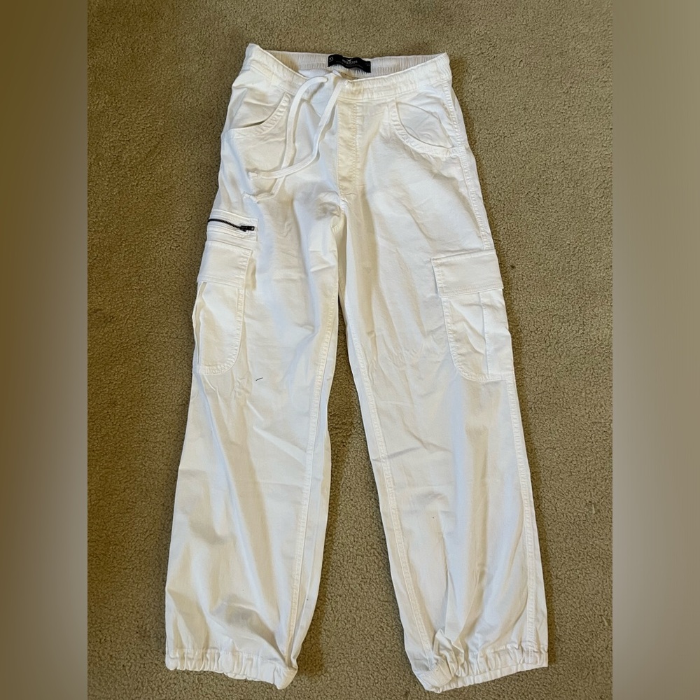 Women’s Hollister adjustable-rise parachute baggy pants size XS short